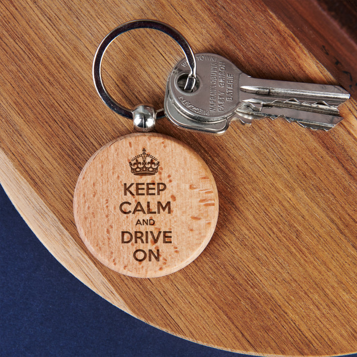 Drive on - Dřevěná klíčenka